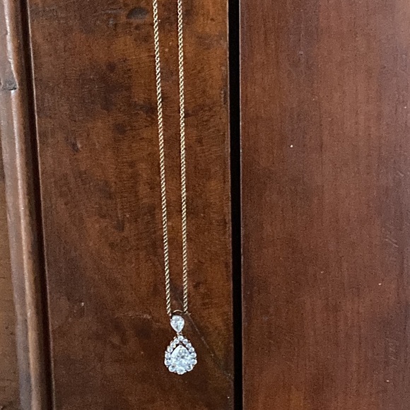 Stauer 925 Clear Pendant Necklace - Picture 2 of 13